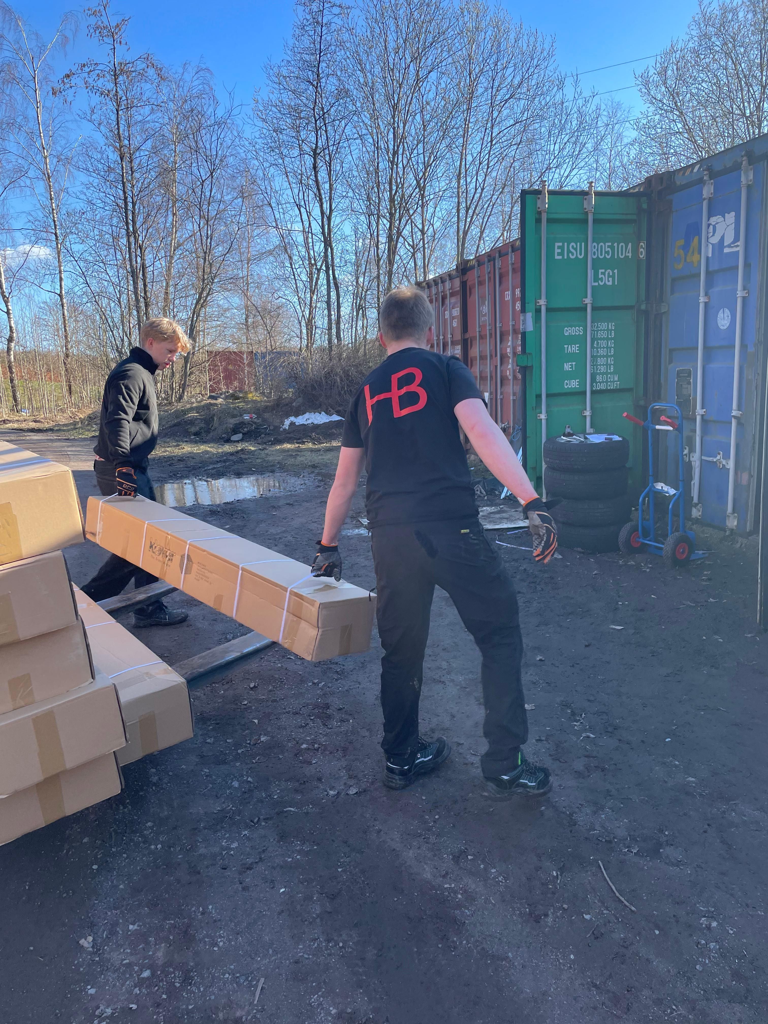 Rydding av gårdsplass